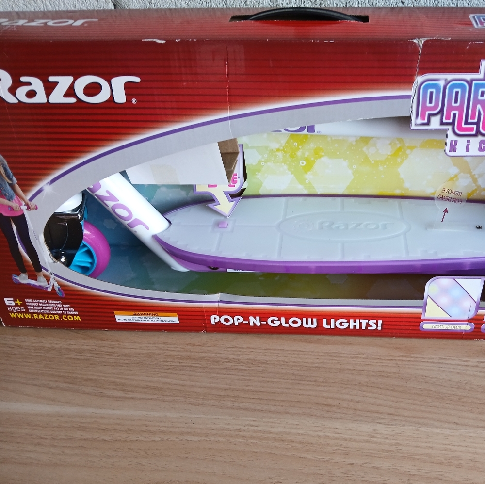 RAZOR Pop- N Gloow Lights New 30